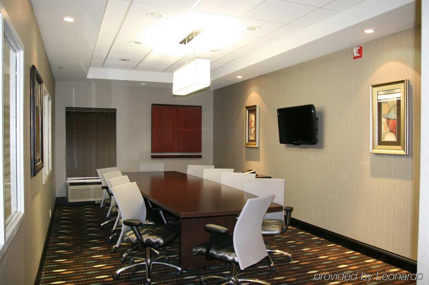 Hampton Inn West Columbus Negócio foto